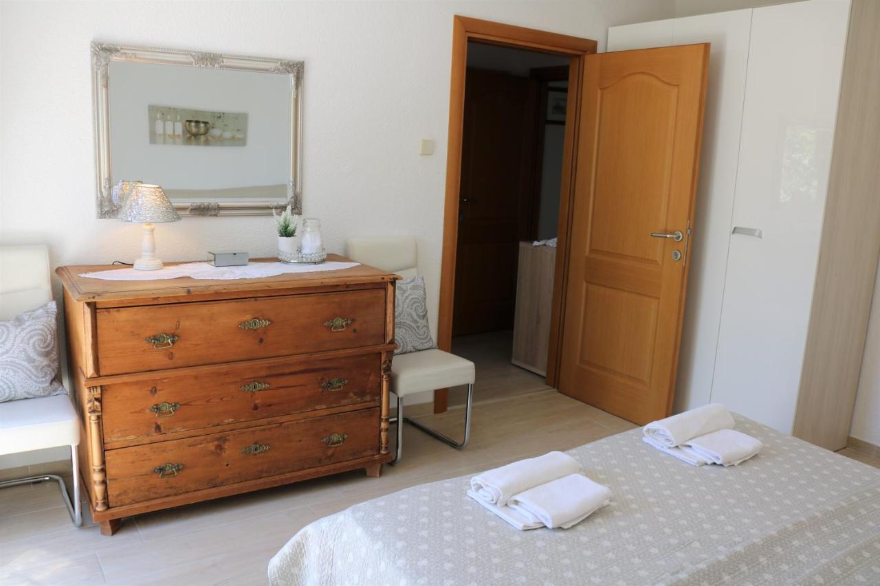 Apartments Irma Baska Voda Ngoại thất bức ảnh