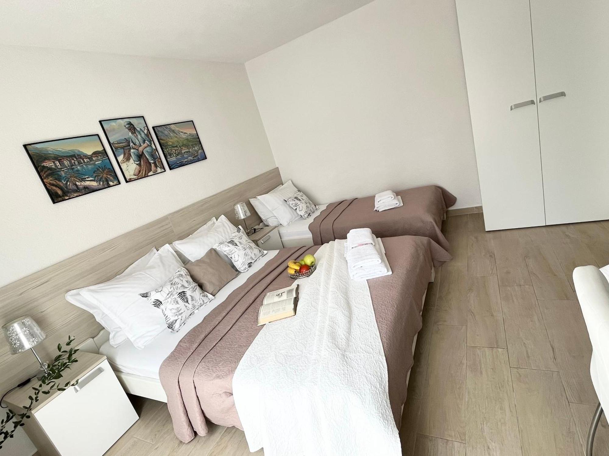 Apartments Irma Baska Voda Ngoại thất bức ảnh