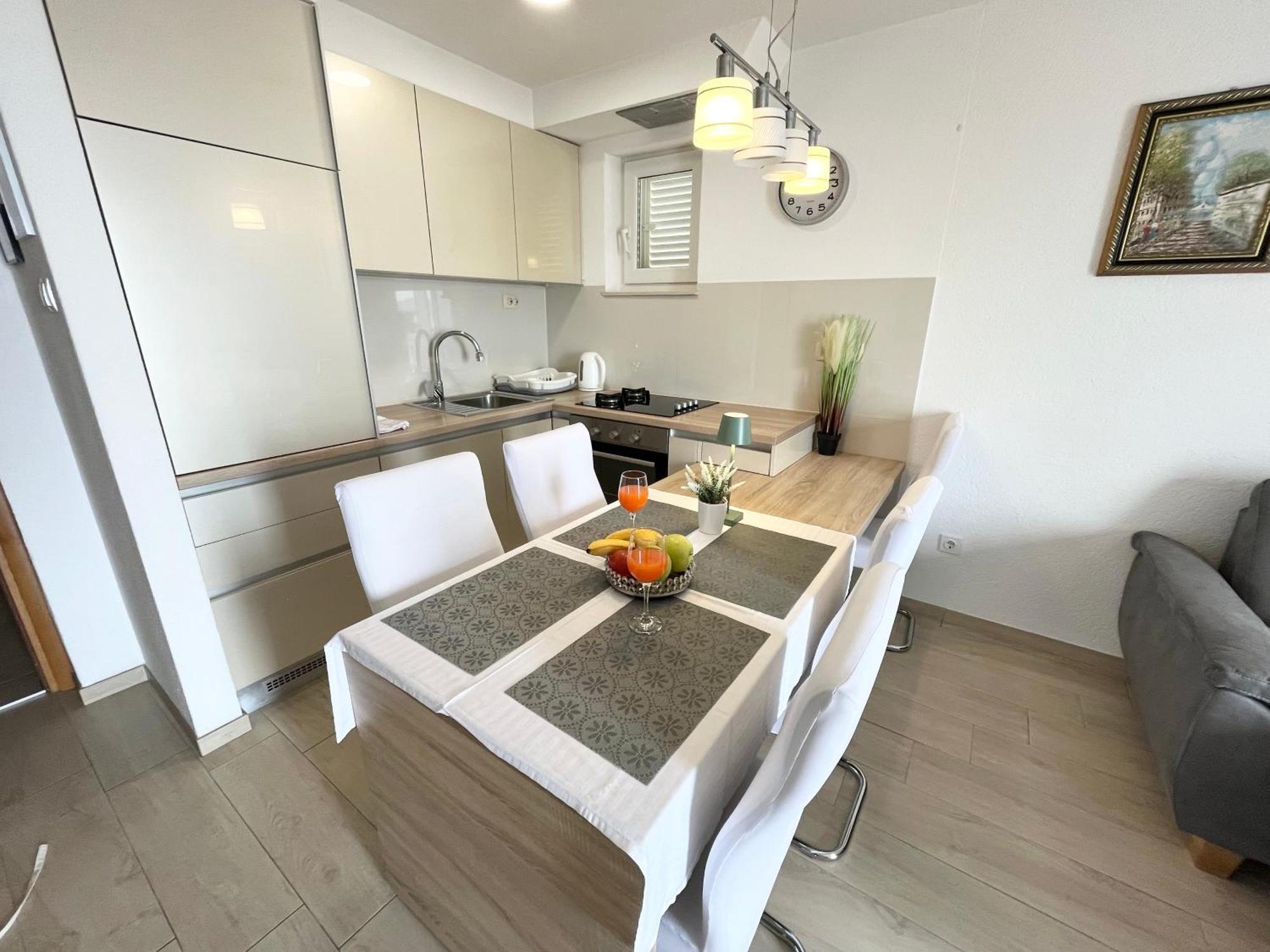 Apartments Irma Baska Voda Ngoại thất bức ảnh
