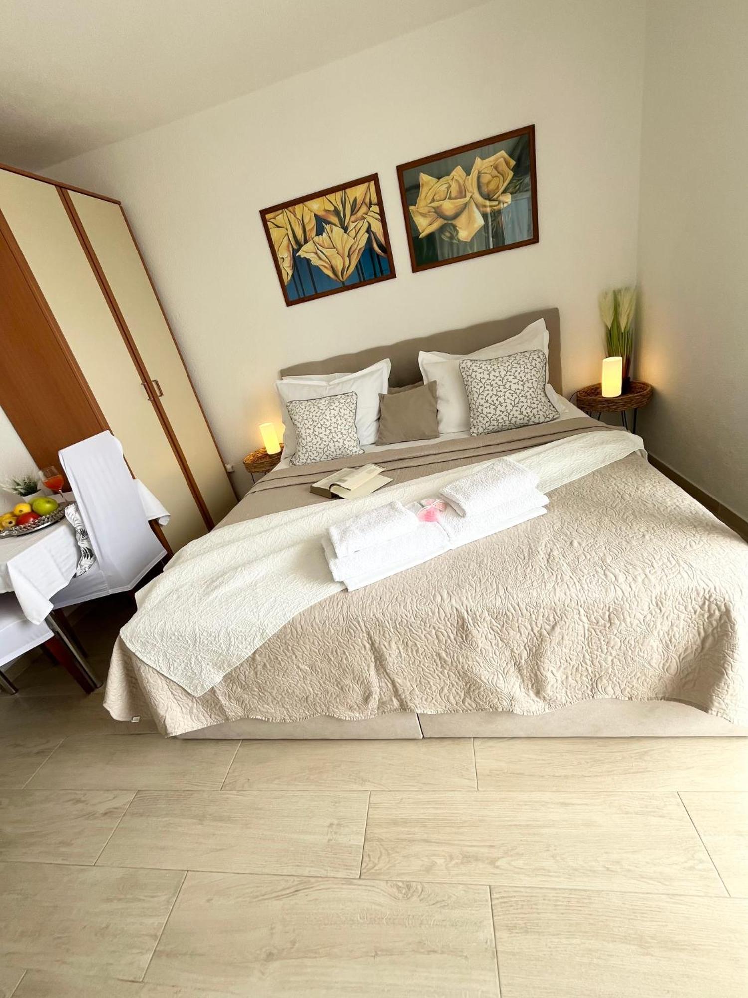 Apartments Irma Baska Voda Ngoại thất bức ảnh